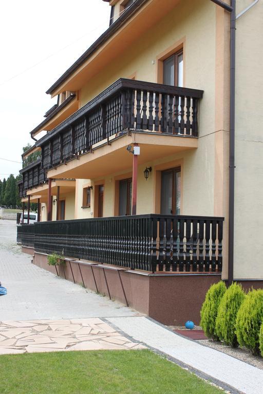 Privat Arcadia Apartment Podhajska Bagian luar foto