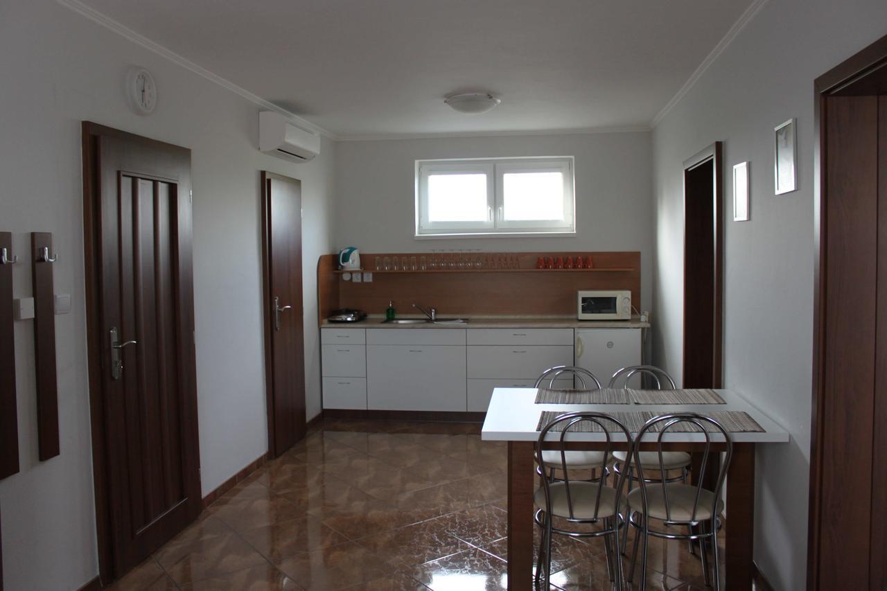 Privat Arcadia Apartment Podhajska Bagian luar foto