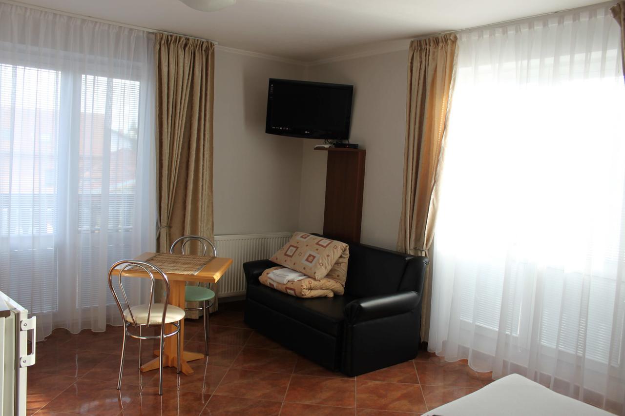 Privat Arcadia Apartment Podhajska Bagian luar foto