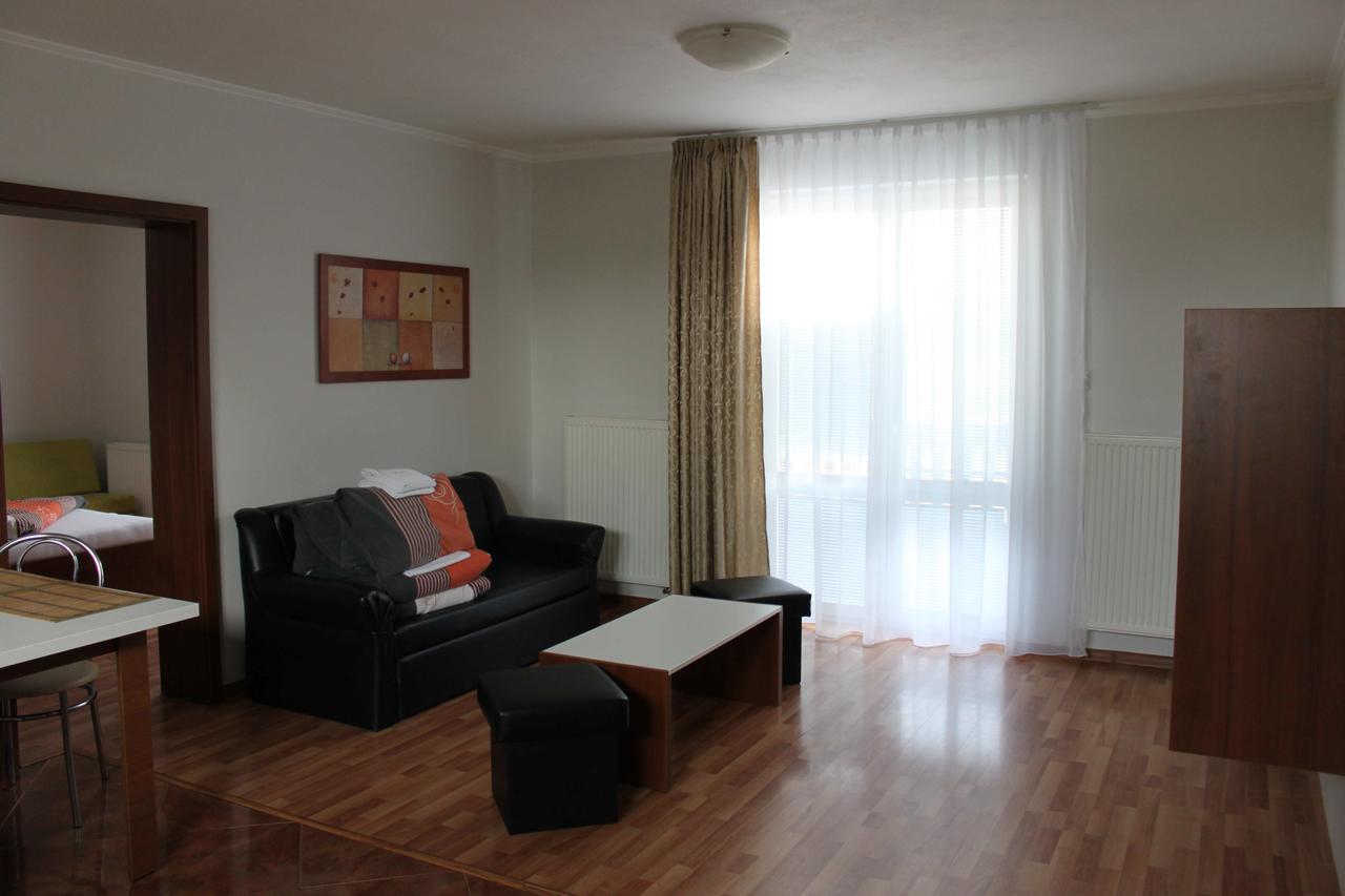 Privat Arcadia Apartment Podhajska Bagian luar foto
