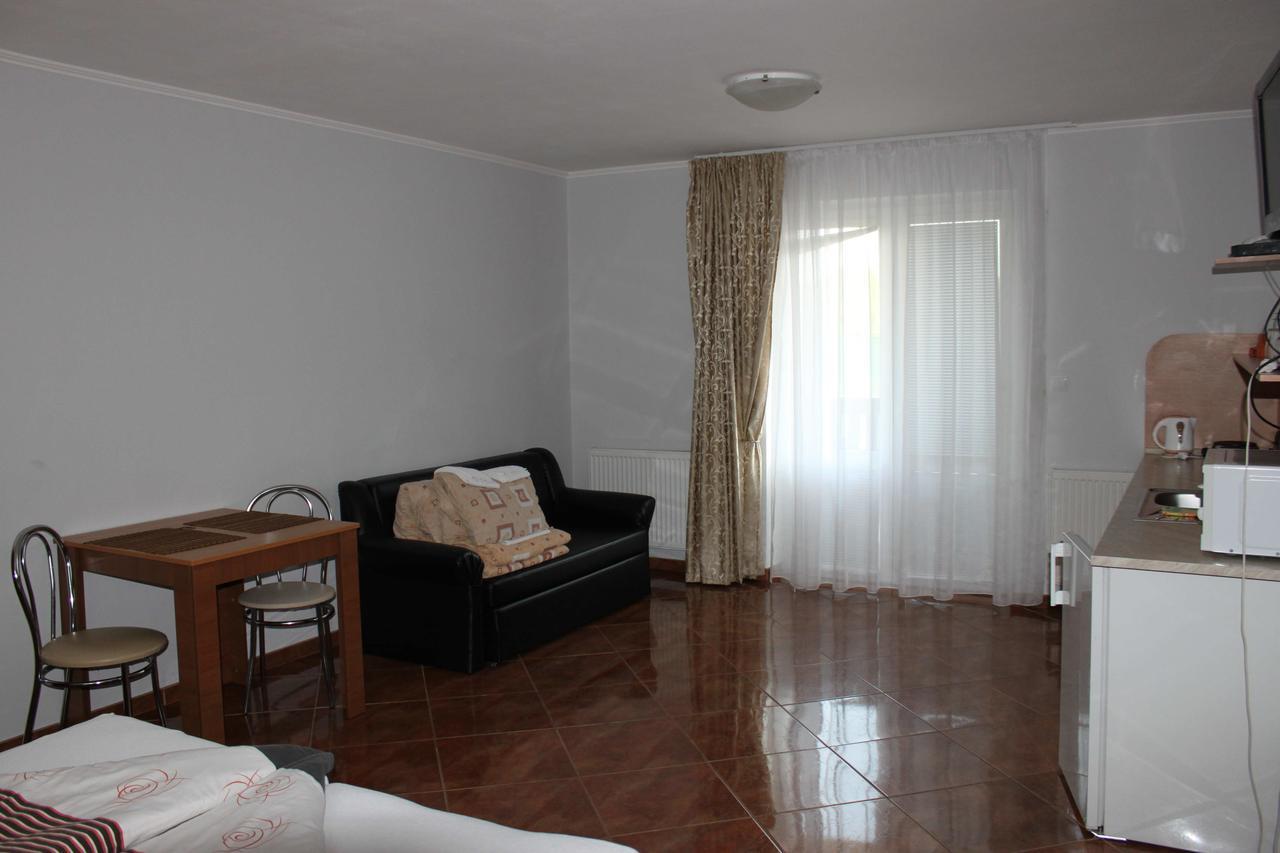 Privat Arcadia Apartment Podhajska Bagian luar foto